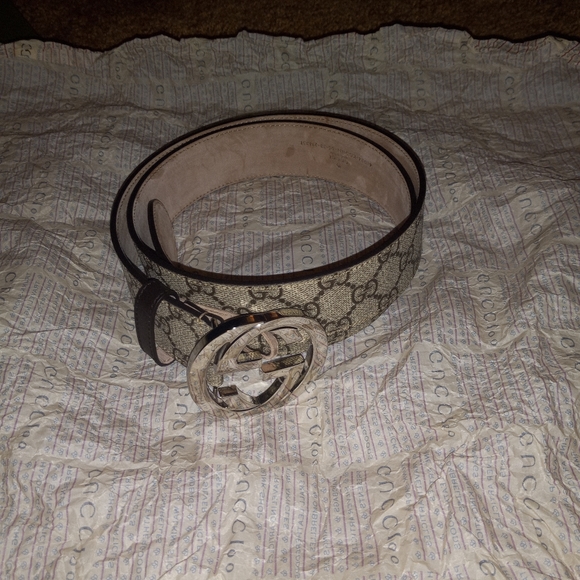 Don't want to wear it anymore - Picture 4 of 9